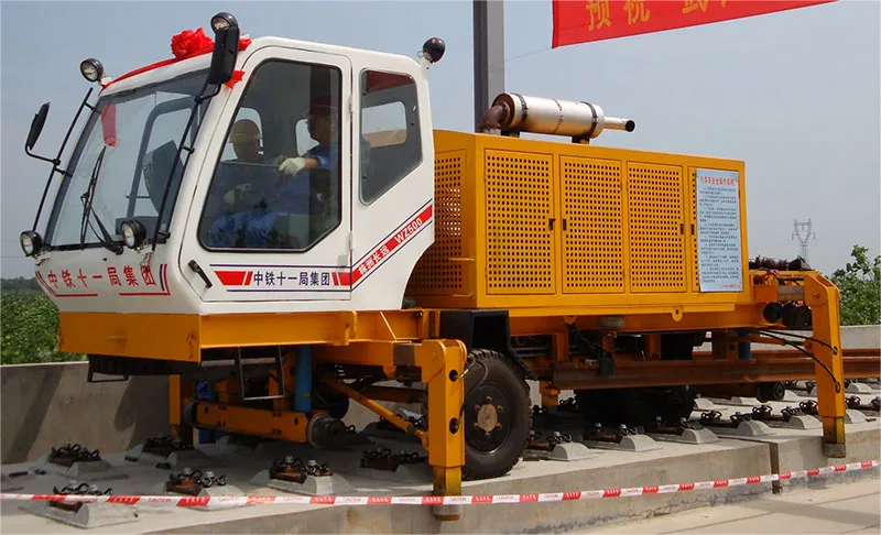 Укладочный-состав-для-длинных-рельсовых-плетей-на-бесбалластном-основании-типа-WZ500E (3)